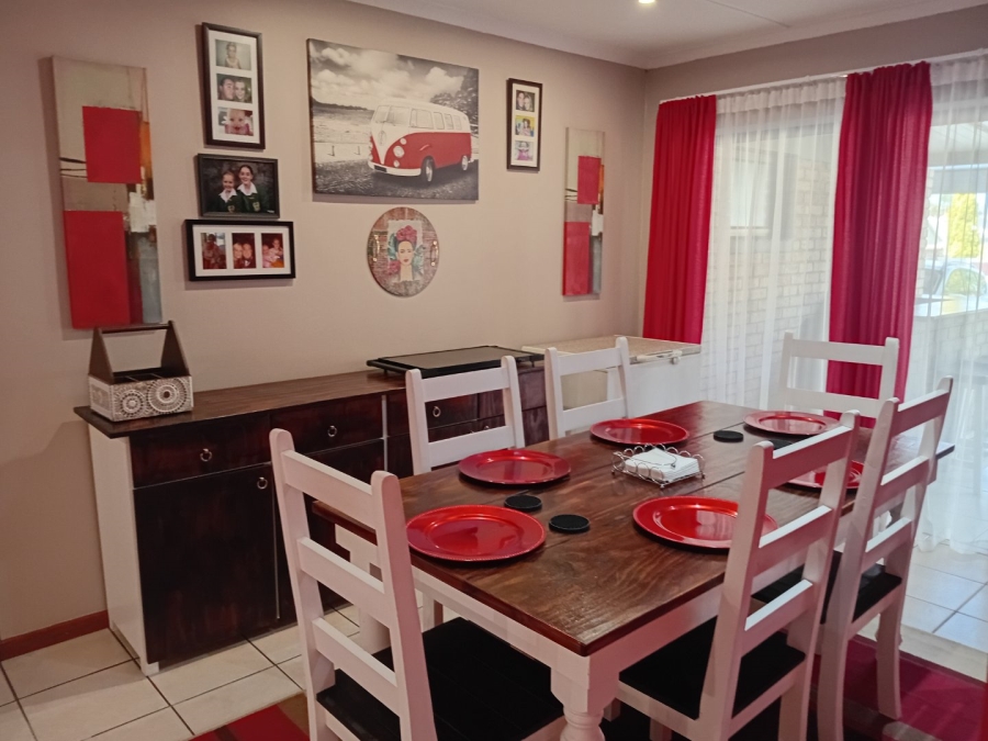 4 Bedroom Property for Sale in Gonubie Eastern Cape